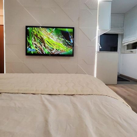 Apartament Sleep And Drive White Sarajewo Zewnętrze zdjęcie