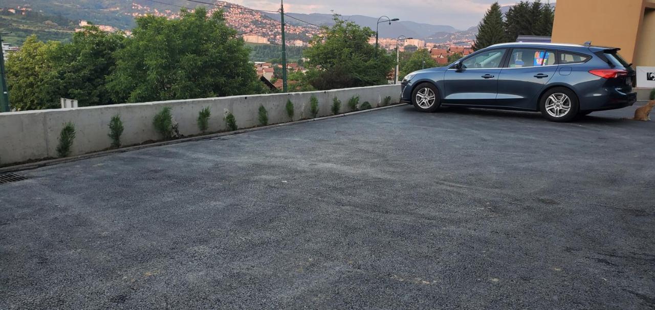 Apartament Sleep And Drive White Sarajewo Zewnętrze zdjęcie