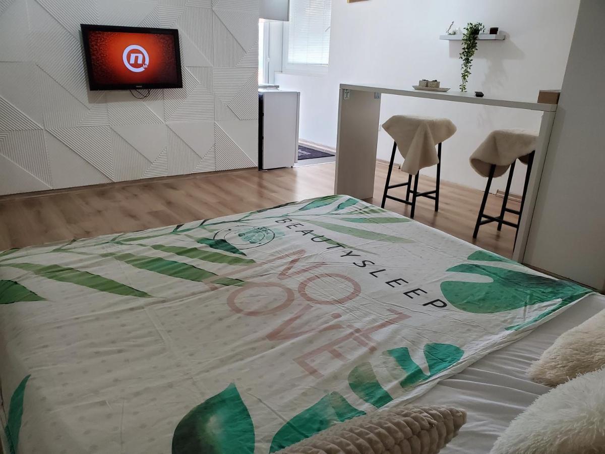 Apartament Sleep And Drive White Sarajewo Zewnętrze zdjęcie