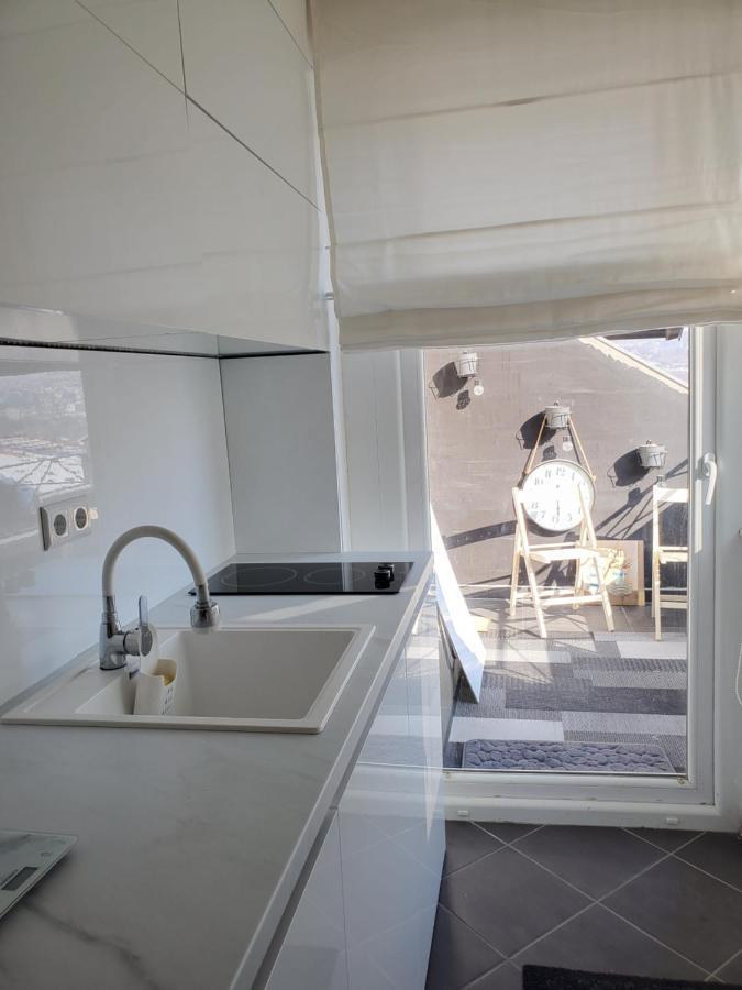 Apartament Sleep And Drive White Sarajewo Zewnętrze zdjęcie