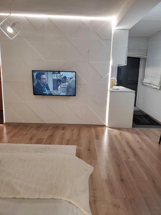 Apartament Sleep And Drive White Sarajewo Zewnętrze zdjęcie